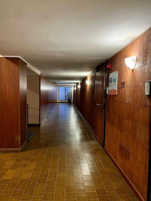 Casa vacanze 3 Fermate Dal Colosseo - Elena - 50 M Da Metro Garbatella Roma